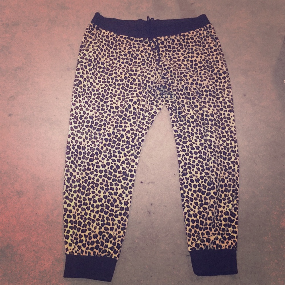 Juicy Couture leopard/ cheetah soft pants xl